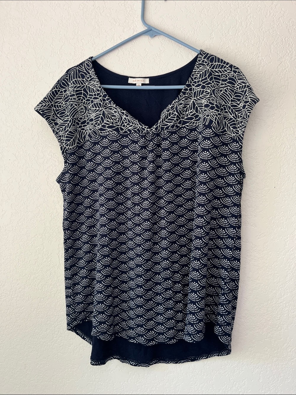 Skies Are Blue Navy & White Floral Yoke Cap-Sleeve Camisole